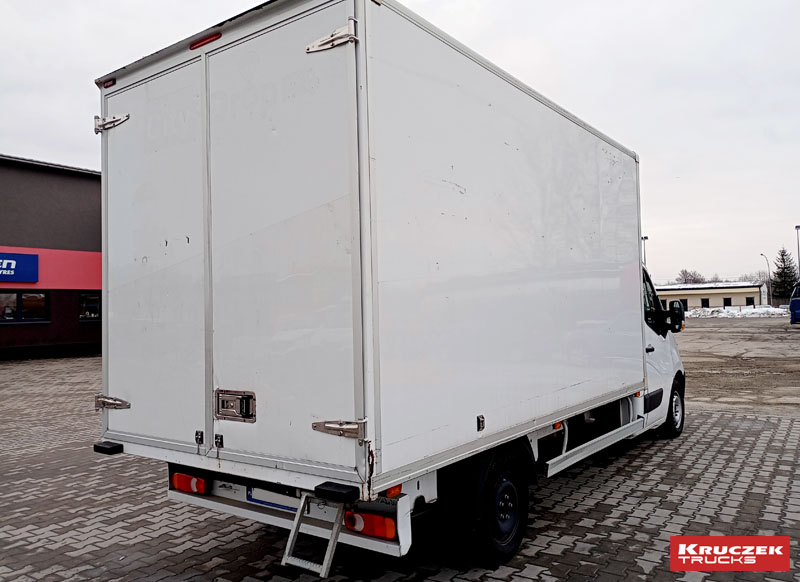 wypożyczalnia busów opel movano
